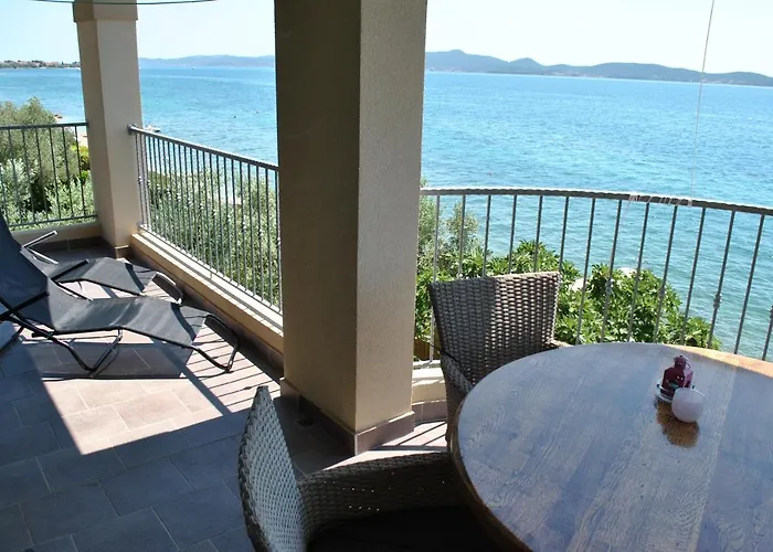 Apartament Cinthija