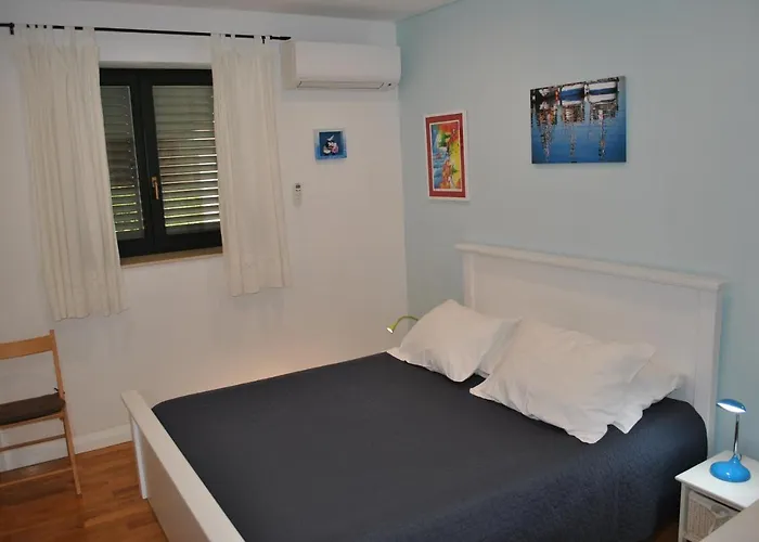 Apartament Cinthija *