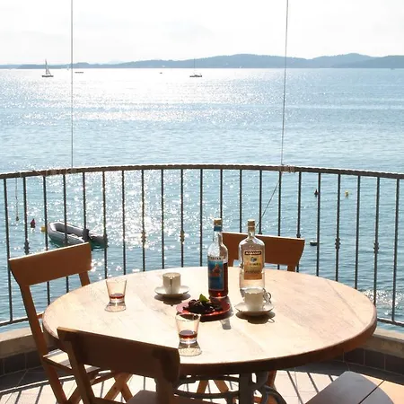 Apartament Cinthija *