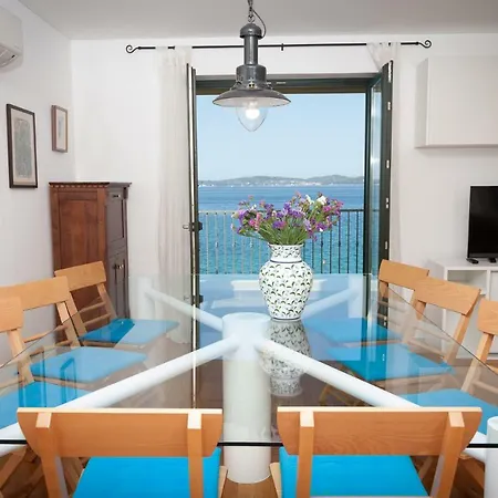 Cinthija Apartament Bibinje